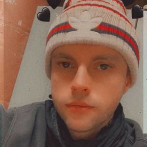 Meet your Posher, Nick